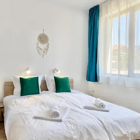 Central Seaview For 4 Guests Apartment Sveti Vlas